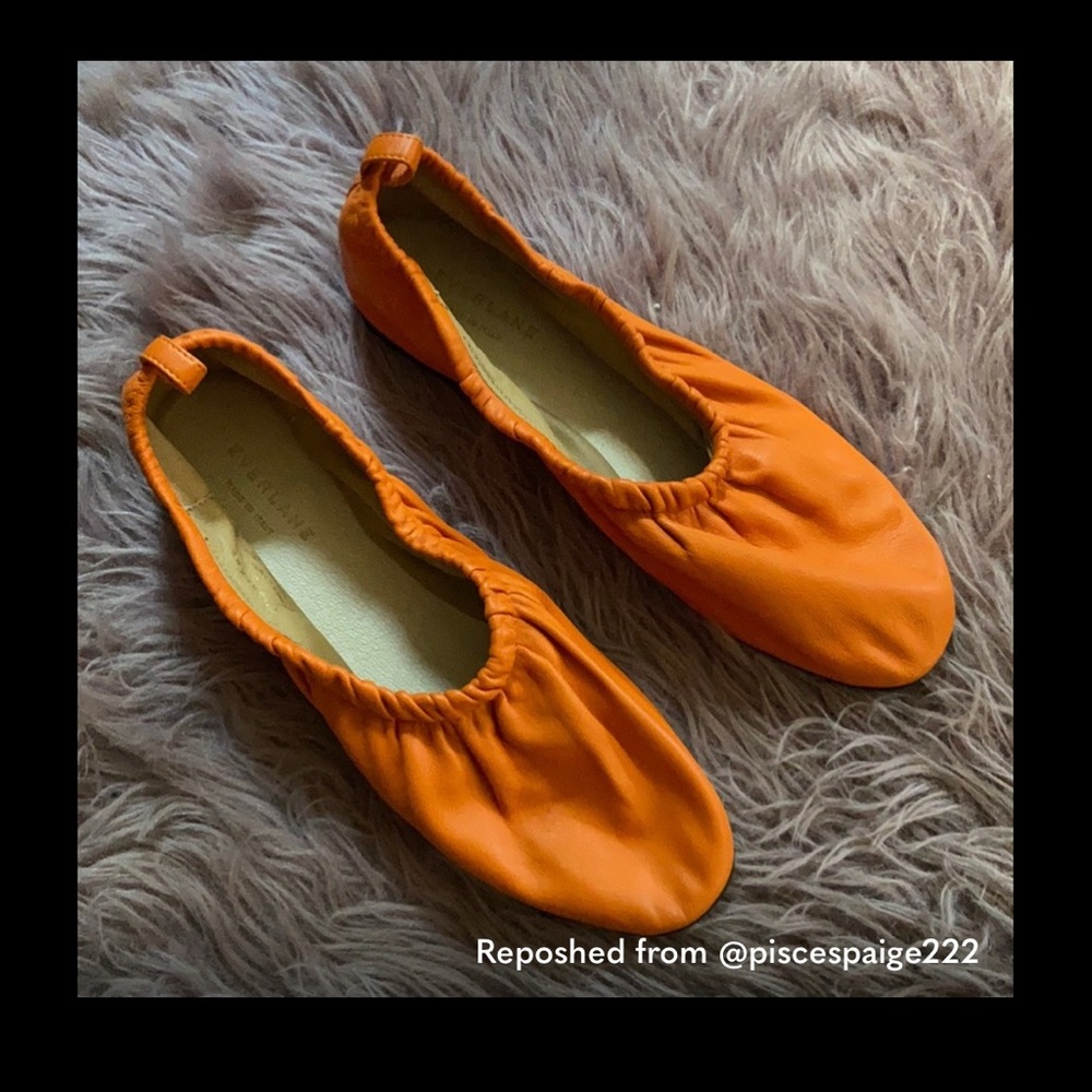 Everlane Scrunch Flat